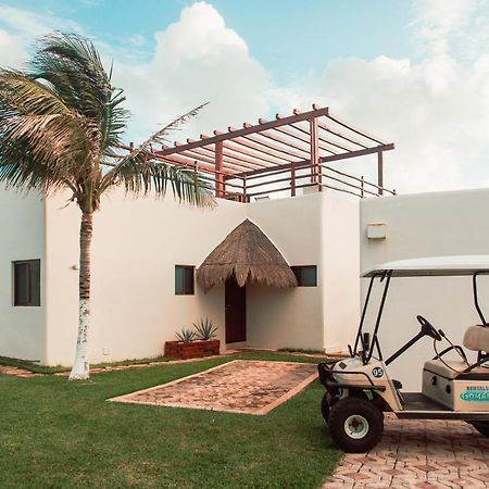 Villa With Ocean View, Pool, Restaurant And Rooftop Isla Mujeres Exterior photo
