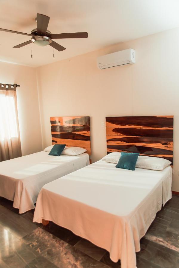 Villa With Ocean View, Pool, Restaurant And Rooftop Isla Mujeres Exterior photo