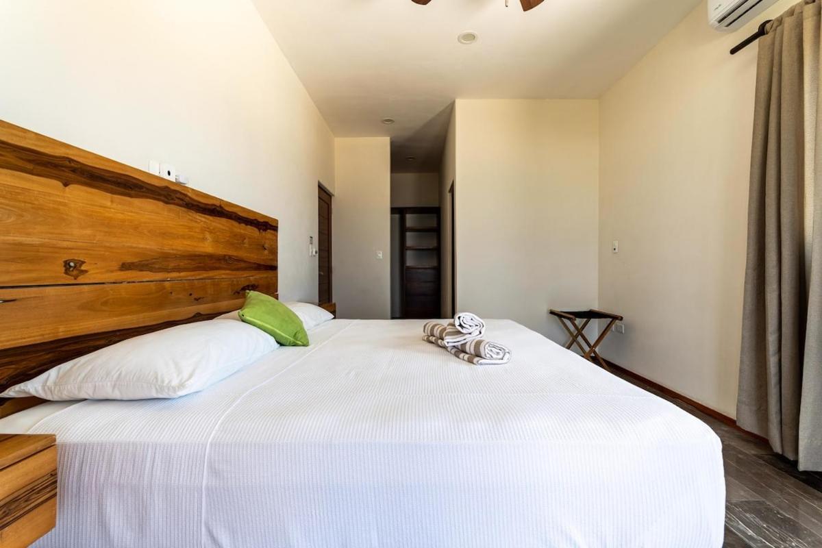 Villa With Ocean View, Pool, Restaurant And Rooftop Isla Mujeres Exterior photo