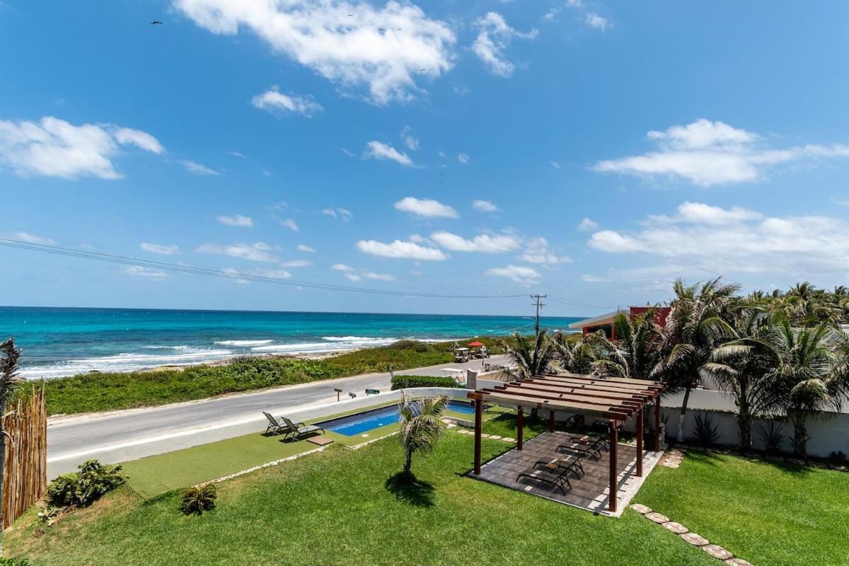 Villa With Ocean View, Pool, Restaurant And Rooftop Isla Mujeres Exterior photo